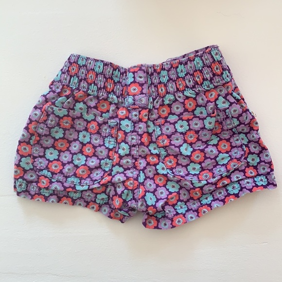 Circo Button Front Shorts Flower Print 2T - Picture 2 of 3
